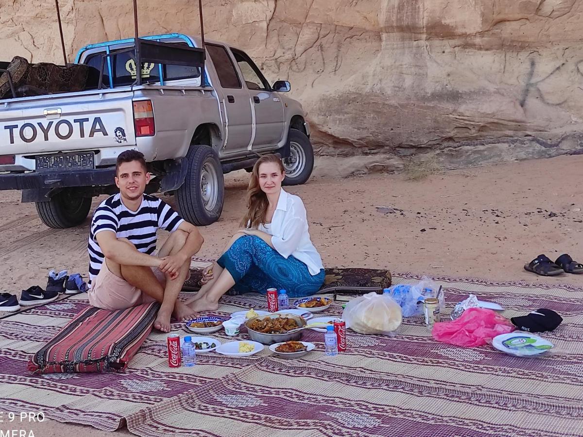 Wadi Rum Camp Stars & Jeep Tour Exterior photo