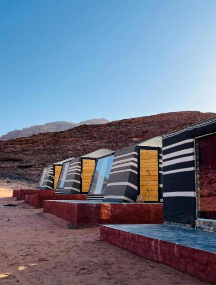 Wadi Rum Camp Stars & Jeep Tour Exterior photo