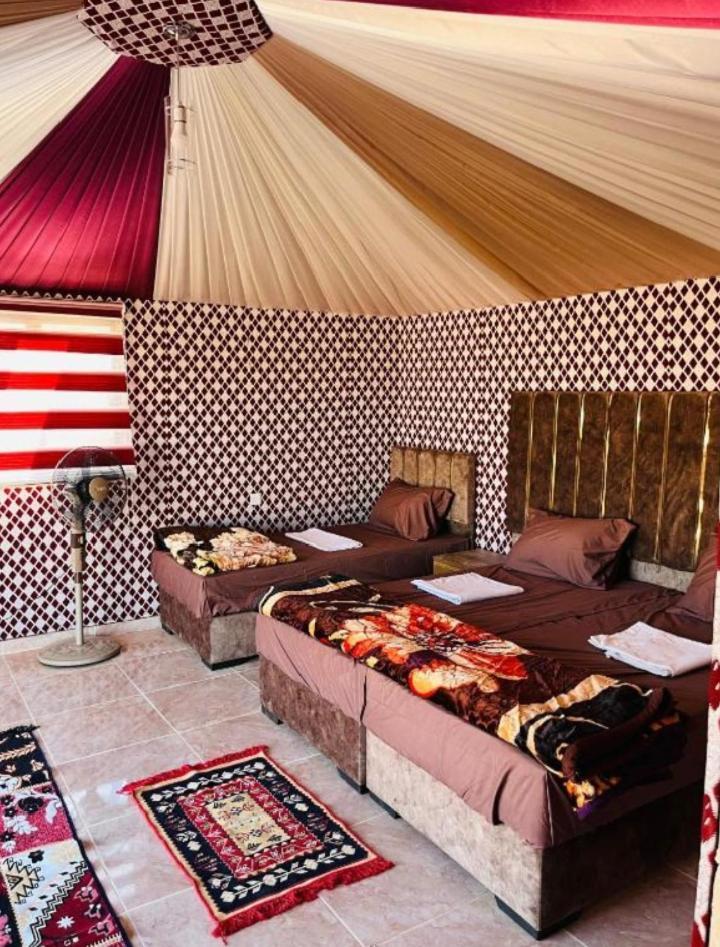 Wadi Rum Camp Stars & Jeep Tour Exterior photo