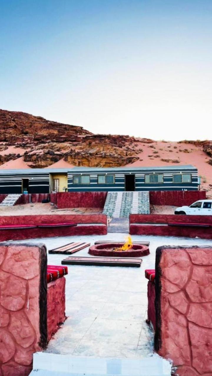 Wadi Rum Camp Stars & Jeep Tour Exterior photo