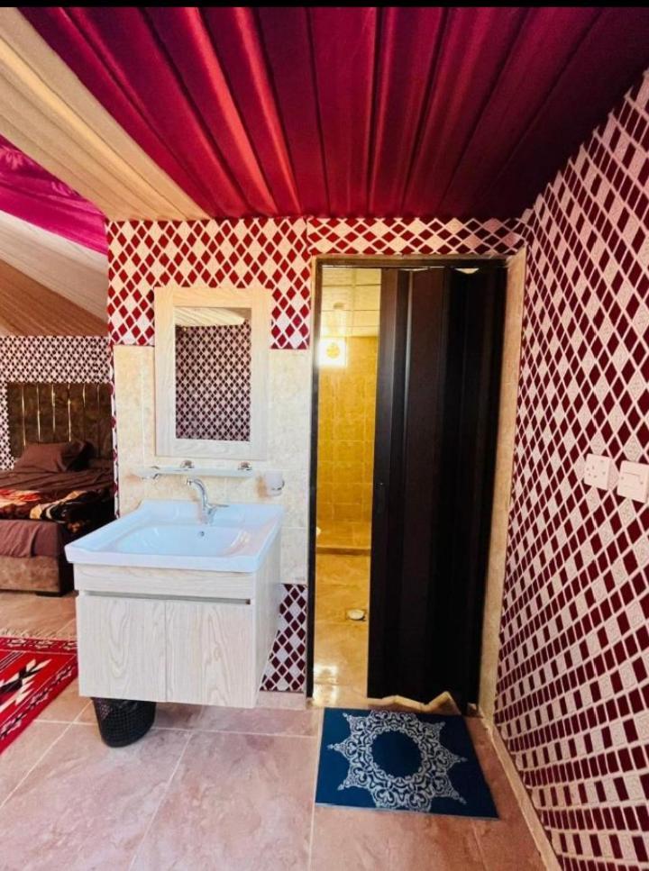 Wadi Rum Camp Stars & Jeep Tour Exterior photo